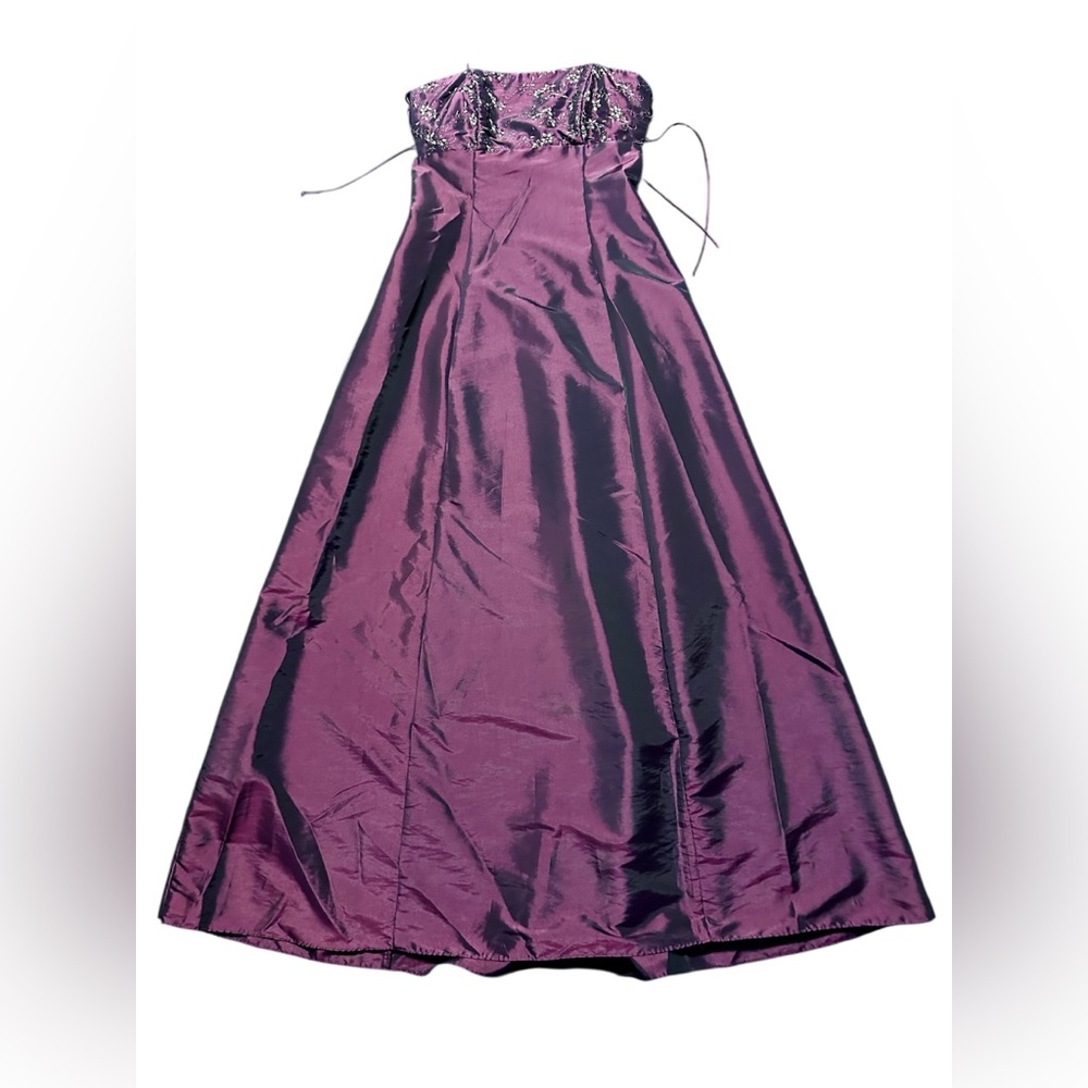 Vintage Y2K Strapless Purple Prom Dress